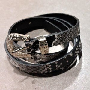 Women's Faux Snakeskin Skinny  Belt w/Silver-Tone Buckle - Small